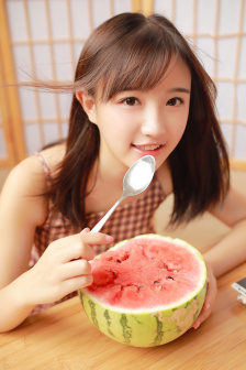 仓林圣子
